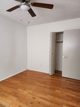 24431 Hawthorne Blvd, Unit 3 in Torrance, CA - Foto de edificio - Building Photo