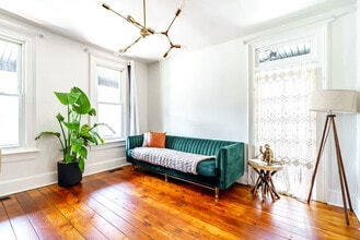 70 E Prescott St in Columbus, OH - Building Photo - Building Photo