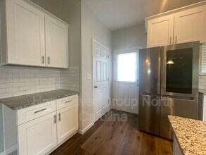 3808 Westway Dr in Charlotte, NC - Building Photo - Building Photo