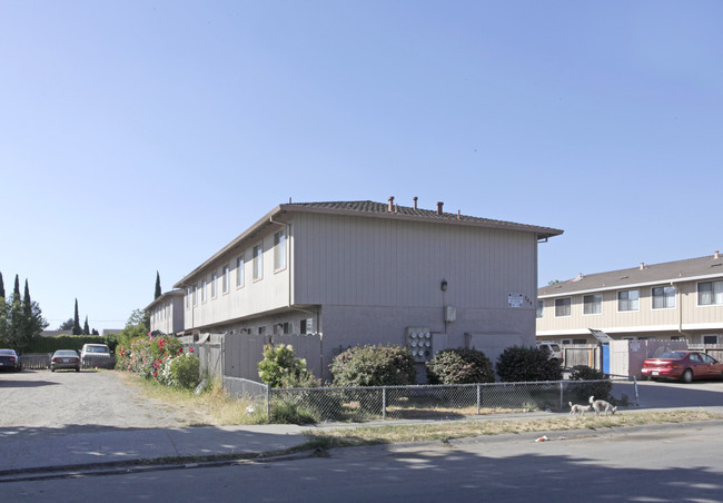 784 Elkington Ave in Salinas, CA - Building Photo - Building Photo