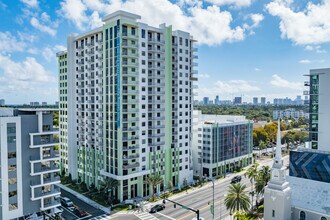 The Tropic in Hollywood, FL - Building Photo - Building Photo