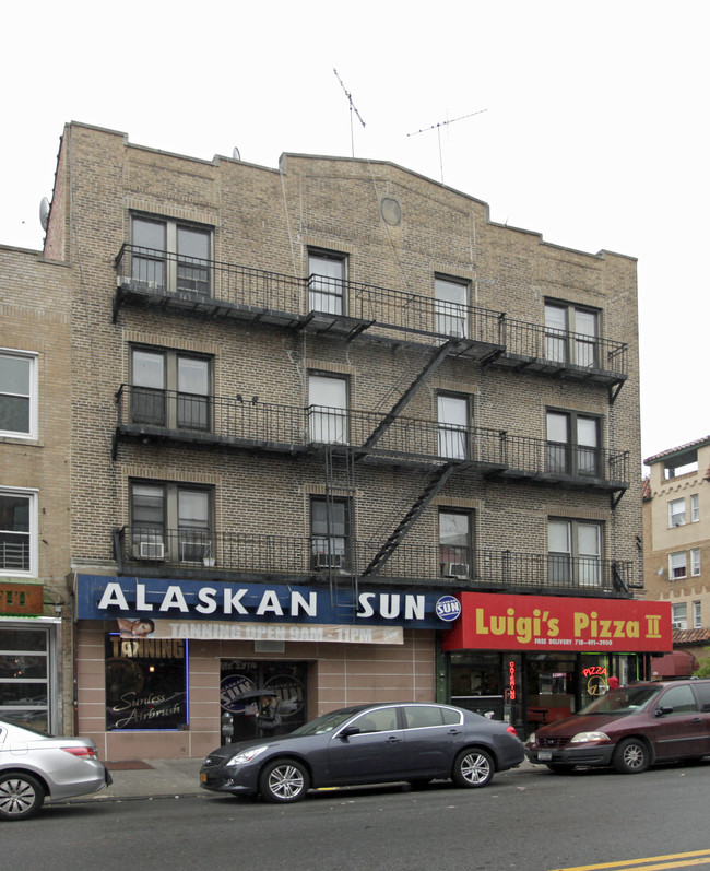 8502-8504 3rd Ave in Brooklyn, NY - Foto de edificio - Building Photo