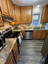 836 Oakdale Rd in Johnson City, NY - Building Photo - Building Photo