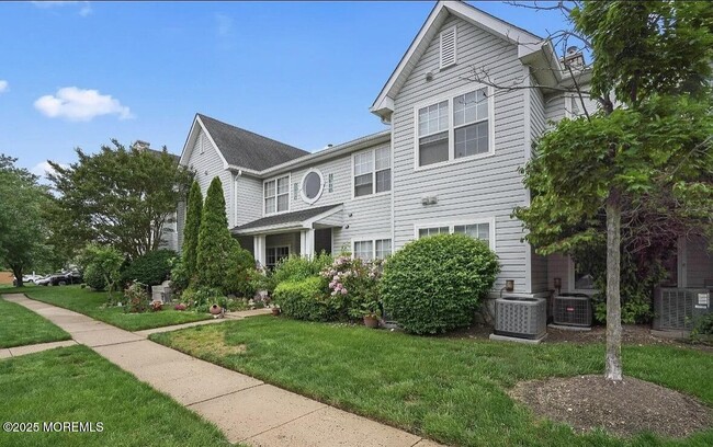 property at 105 Des Moines Ct