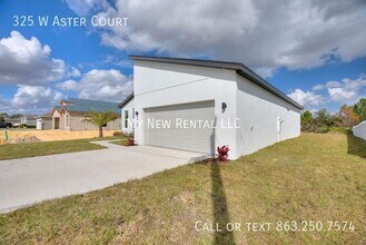 325 W Aster Ct in Kissimmee, FL - Foto de edificio - Building Photo