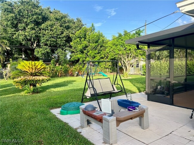 5219 Tower Dr in Cape Coral, FL - Building Photo - Building Photo