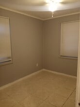 522 W 3rd St in Riviera Beach, FL - Building Photo - Building Photo