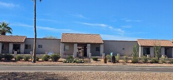 12012 N Saguaro Blvd in Fountain Hills, AZ - Building Photo