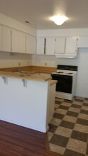 2935 Jolyn Way in Chico, CA - Building Photo - Interior Photo