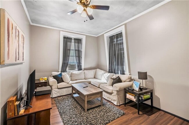 property at 563 Putnam Pike