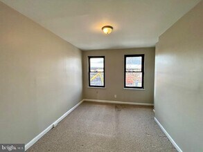 923 McHenry St in Baltimore, MD - Building Photo - Building Photo