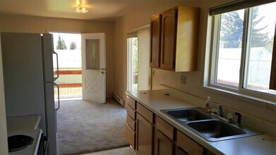 329 N Tyler Ave in Pinedale, WY - Building Photo - Building Photo