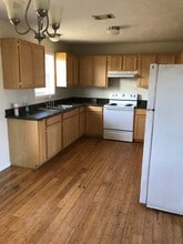 716 Union St in Bay St. Louis, MS - Building Photo - Building Photo