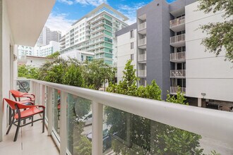 1700 SW 2nd Ave in Miami, FL - Building Photo - Building Photo