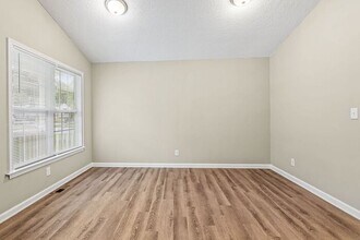 2015 Rath St in Greensboro, NC - Building Photo - Building Photo