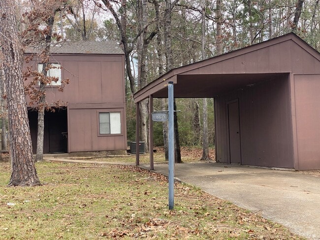 property at 28628 Netawake Ct