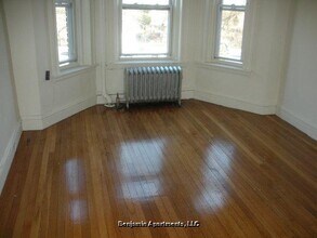 1175 Boylston St, Unit 48 in Boston, MA - Building Photo - Building Photo