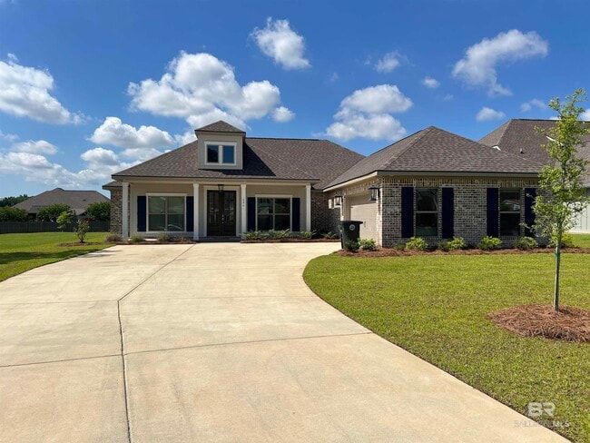 property at 686 Kitfox Ave