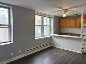 808 S 6th St in Philadelphia, PA - Building Photo - Building Photo