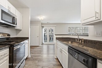 364 Haydn Ct-Unit -364 in Wheaton, IL - Building Photo - Building Photo