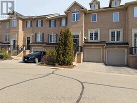 2280 Baronwood Dr in Oakville, ON - Building Photo