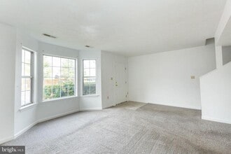 164 Stadium Cir in Inwood, WV - Building Photo - Building Photo