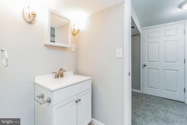 property at 3422 Dunran Rd