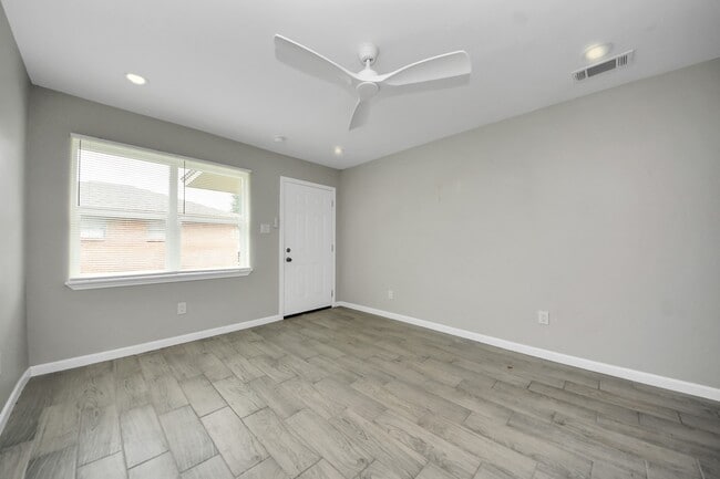 property at 5435 Pardee St
