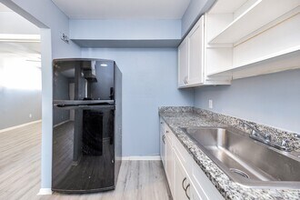 3040 Golfcrest Blvd in Houston, TX - Building Photo - Building Photo