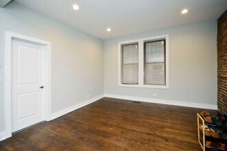 2721 W Division St in Chicago, IL - Building Photo - Building Photo