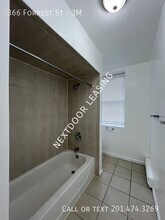 366 Forrest St in Jersey City, NJ - Building Photo - Building Photo