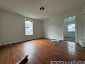 109 Oliver St in Malden, MA - Building Photo - Building Photo
