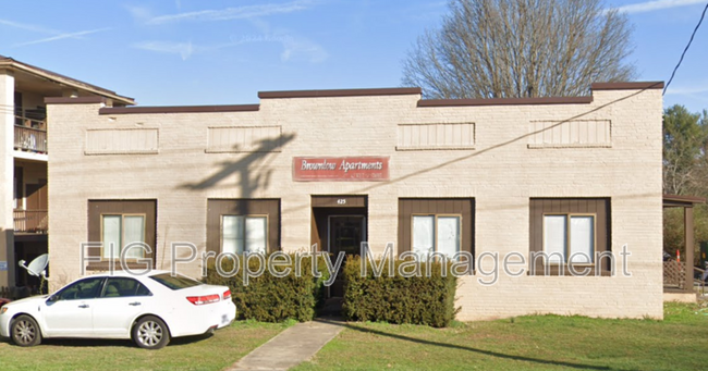 425 W G St in Elizabethton, TN - Building Photo - Building Photo