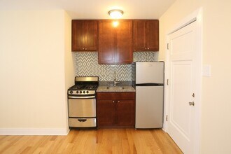 4549 N Damen in Chicago, IL - Building Photo - Building Photo