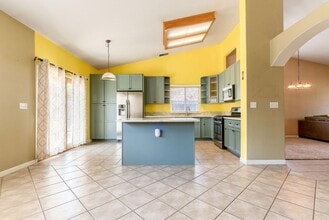 5304 Countrybrook Ln in Salida, CA - Building Photo - Building Photo