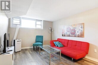 309 Parkdale Ave in Ottawa, ON - Building Photo - Building Photo