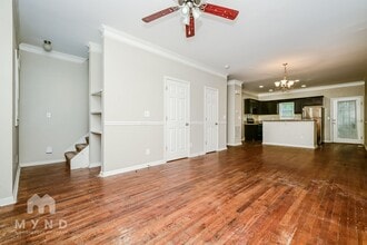 1575 Laurel Park Cir in Atlanta, GA - Building Photo - Building Photo