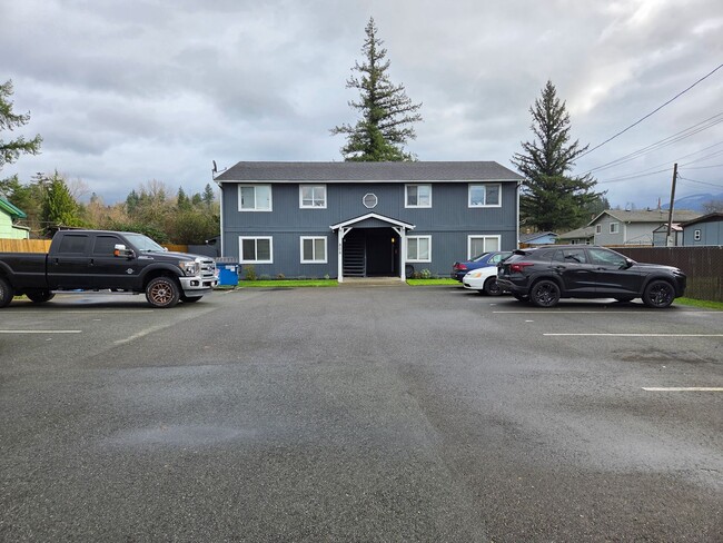 808 4th St in Sultan, WA - Building Photo - Building Photo