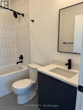 1600 James Naismith Dr in Ottawa, ON - Building Photo - Building Photo