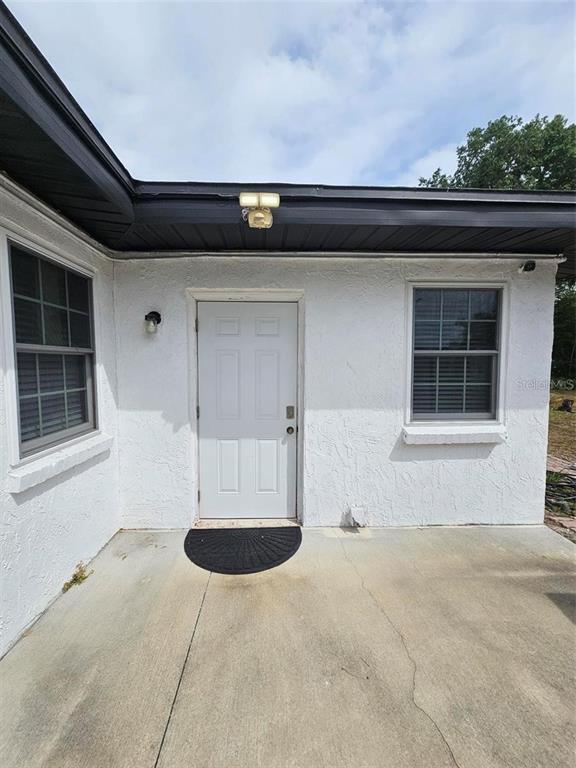 property at 1907 S Goldenrod Rd
