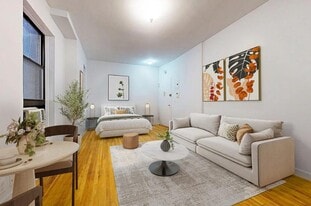 Lexington Avenue in New York, NY - Building Photo