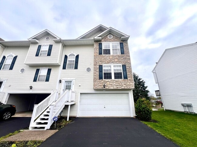 119 Antler Hollow Dr in Cranberry Township, PA - Building Photo - Building Photo