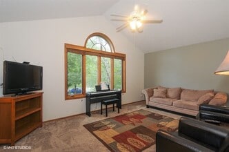 7095 Jocelyn Ct S in Cottage Grove, MN - Building Photo - Building Photo