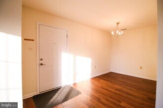102 Timberlake Terrace in Stephens City, VA - Building Photo - Building Photo