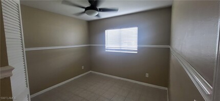 1317 SW 2nd Pl in Cape Coral, FL - Foto de edificio - Building Photo