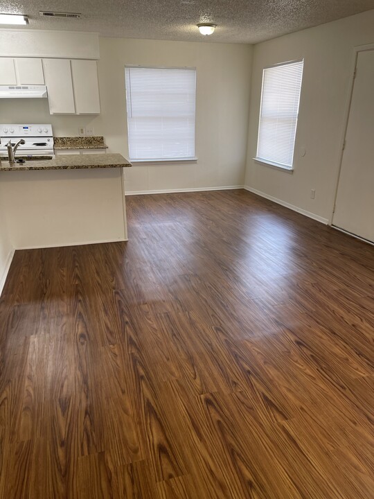 3208 Matthews Dr, Unit 3208 in Richland Hills, TX - Building Photo