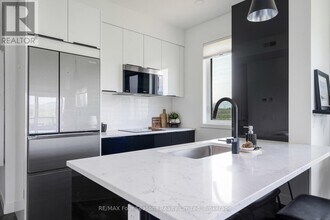 12 Beausoleil Ln in Blue Mountains, ON - Building Photo - Building Photo