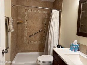 93 Halls Croft Rd in Freehold, NJ - Building Photo - Building Photo