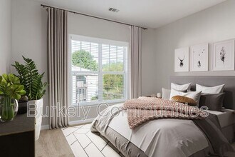 104 Thornton Ct in Greensboro, NC - Building Photo - Building Photo