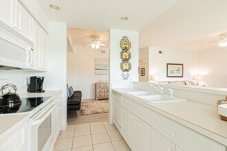 3830 Sawgrass Way in Naples, FL - Building Photo - Building Photo